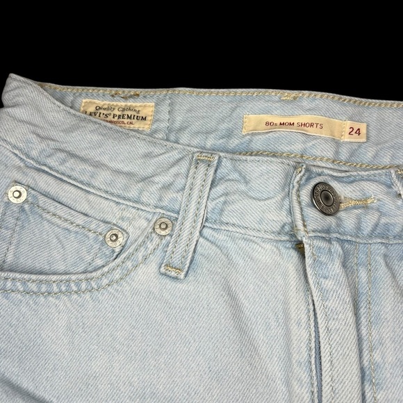 Levi’s Premium Jean shorts - Picture 9 of 15